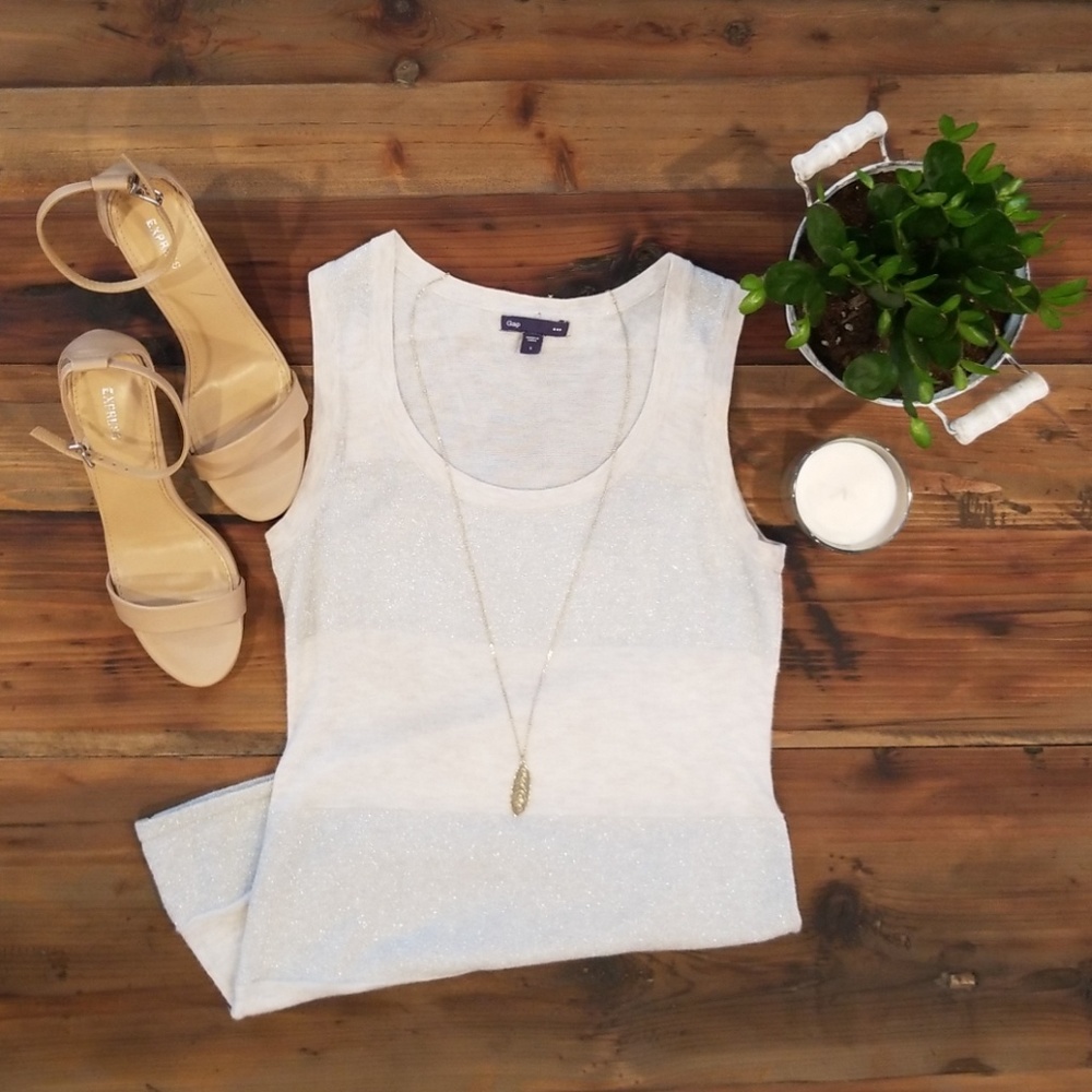 Gap champagne shimmer striped tank